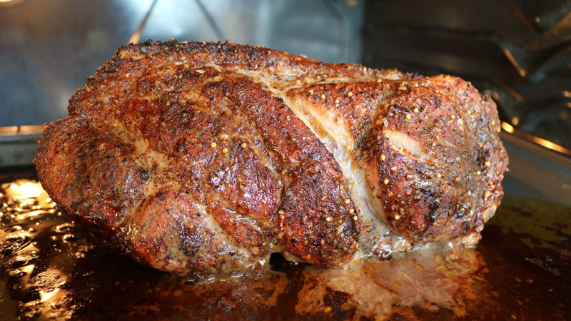 how long to cook pork butt in oven